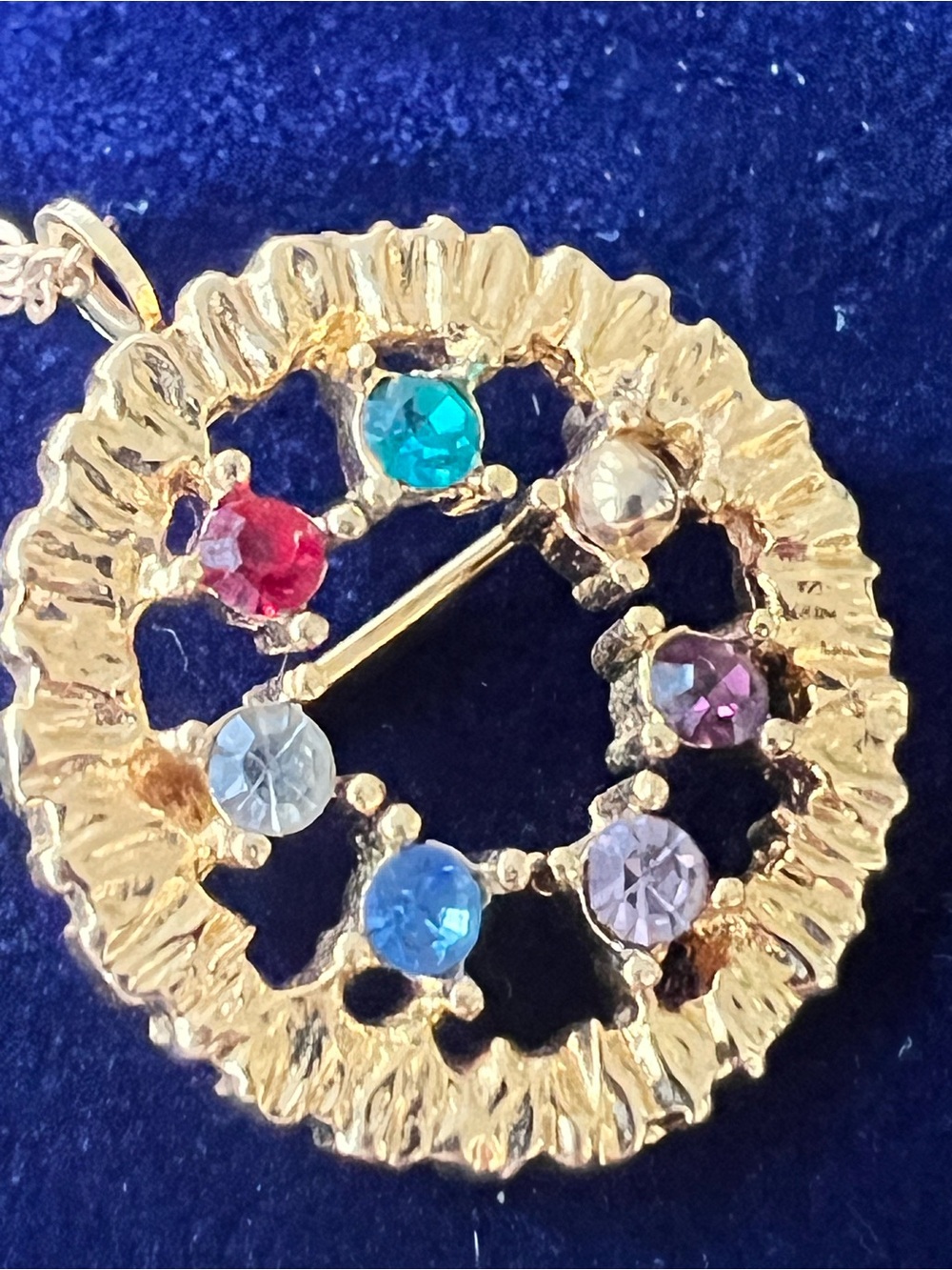 Monet Gold-Tone Multicolor Crystal Circle Brooch Necklace Women Jewelry